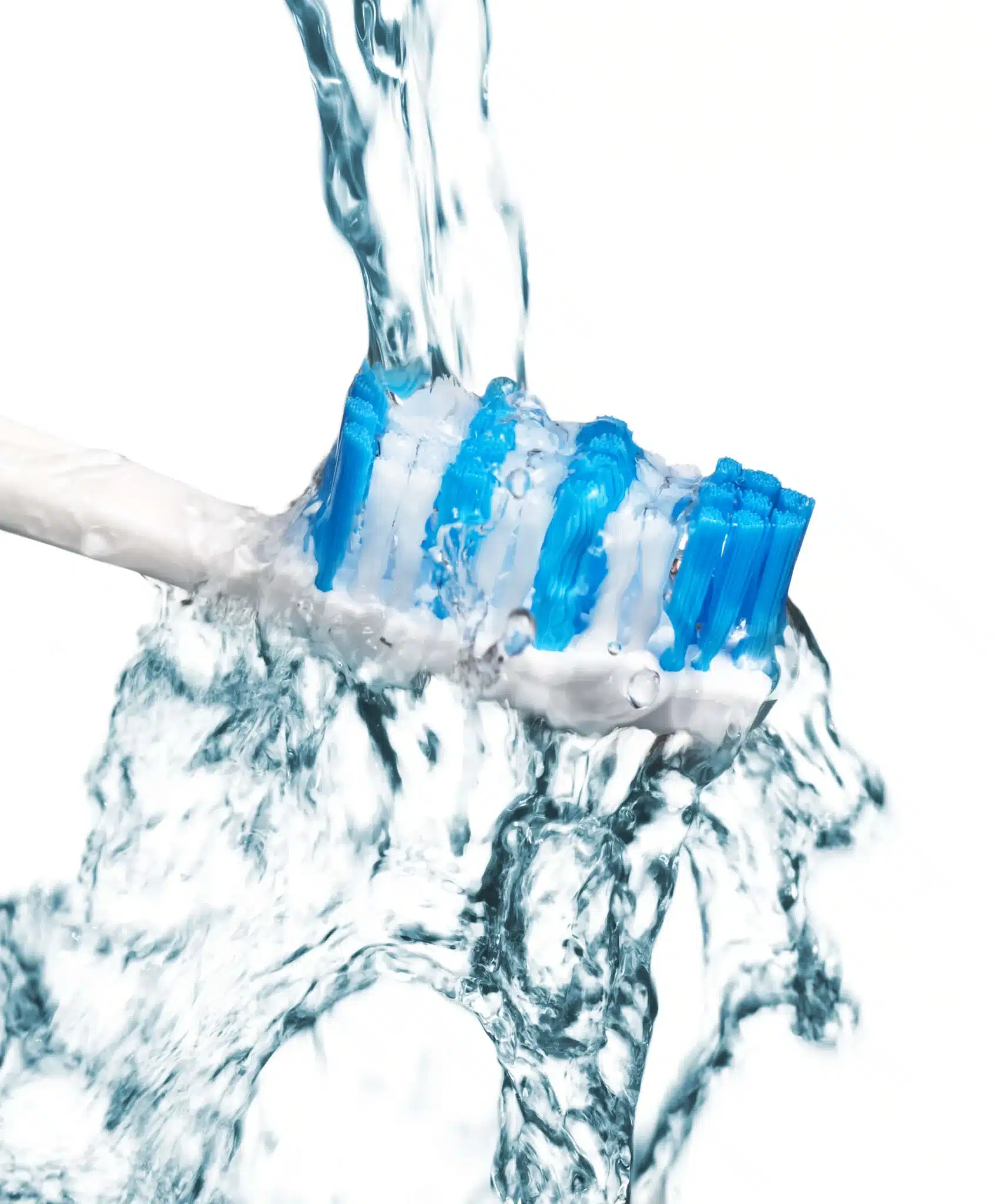 Toothbrush flood in water in the dentist near Wyandotte, Mi